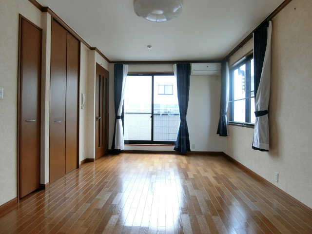 元郷一丁目貸家 3階洋室11.4帖