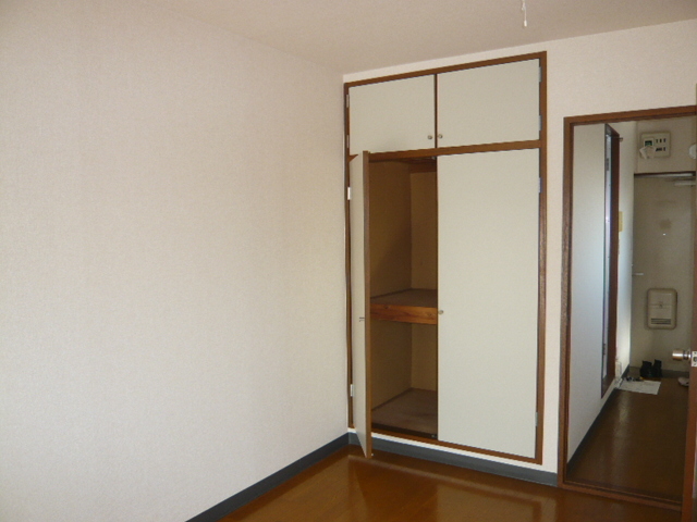 アーバンベル0301号室 収納