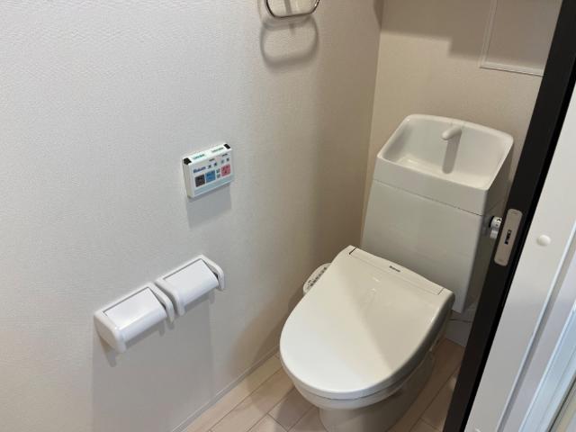 Ｎｅｗ　Ｓｏｌｅｉｌ　Ｎａｋａｎｏｂｕ シャワー付トイレ