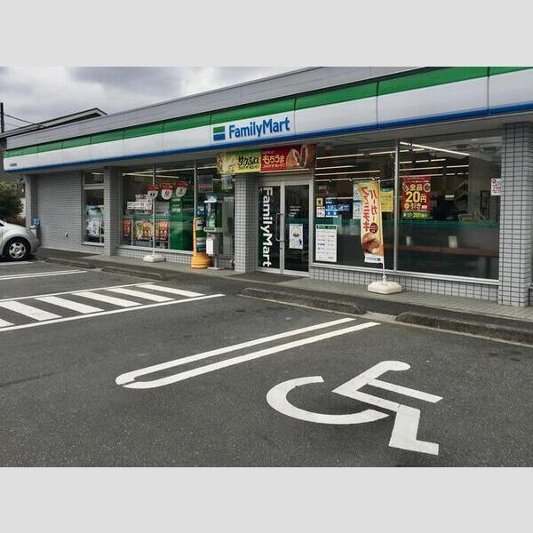 Solana彩105号室 ファミリーマート大宮西遊馬店(597m)