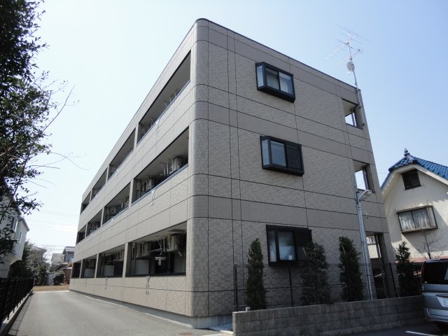 グリーンアヴェニュー 外観写真（昼）