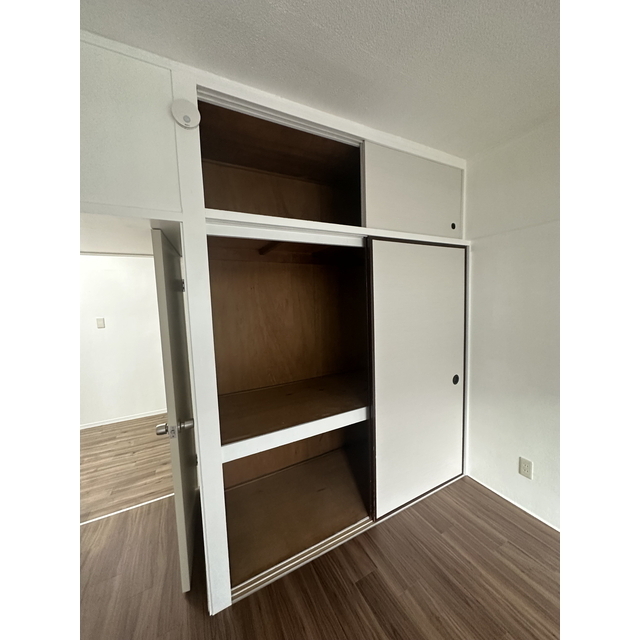 ハイネス大久保 収納