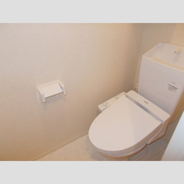 一織庵 温水洗浄暖房便座付トイレ