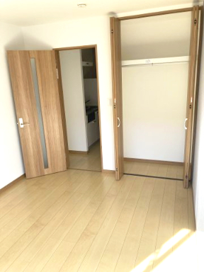 オークティアラ206号室 ※写真は別室です