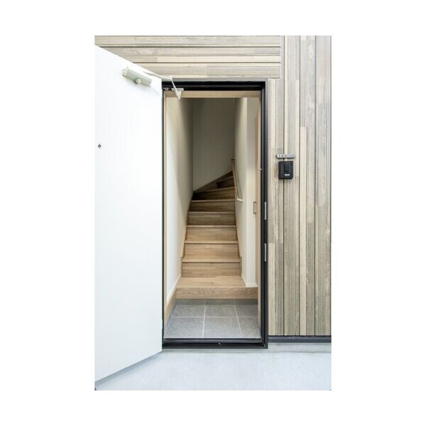 WoodCrest大井Residence 玄関