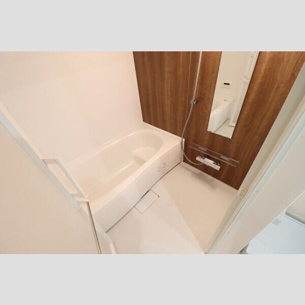 ハイクレスト201号室 浴室