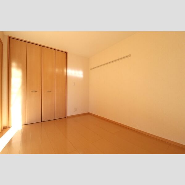 サングランデ101号室 洋室6帖