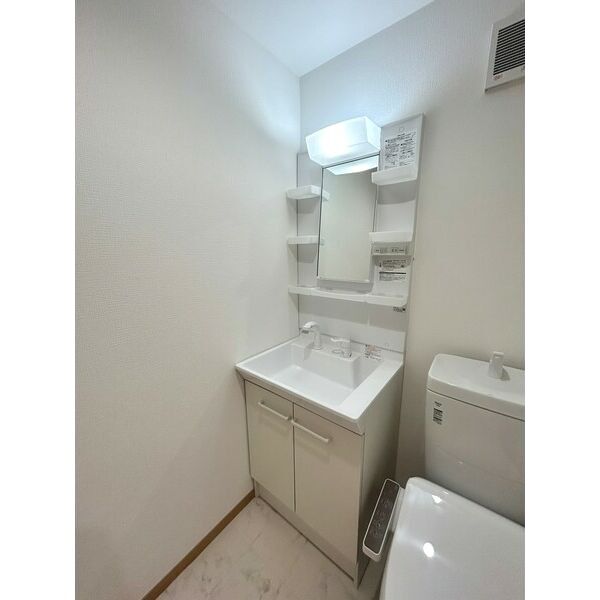 ノワール七里203号室 洗面