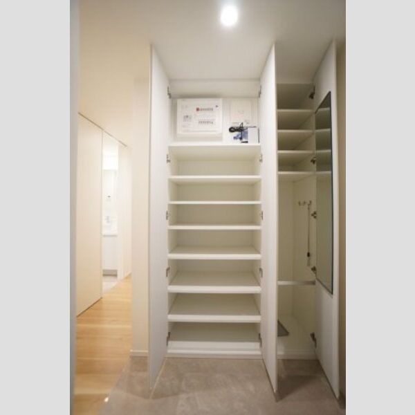 プライムメゾン森下WEST219号室 玄関