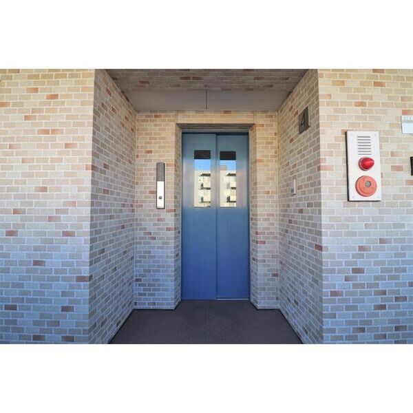 ヴィヴァーチェ日吉 エントランス