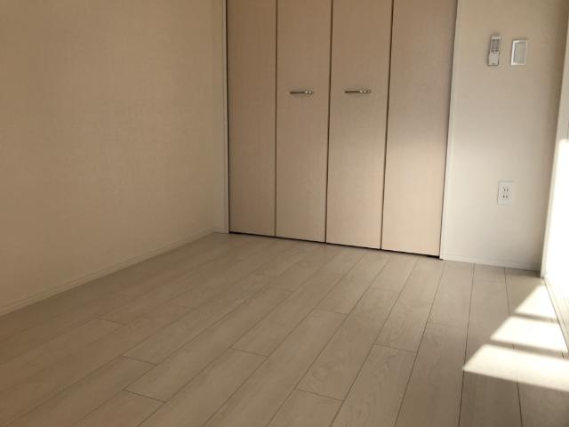 Ｂrowny Ｇreen　(ブラウニーグリーン) 室内