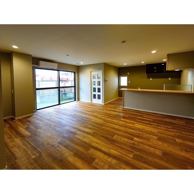 ソレイユ・川村 内観