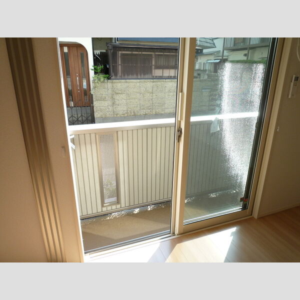 ソレイユファミール　ソレイユ102号室 バルコニー