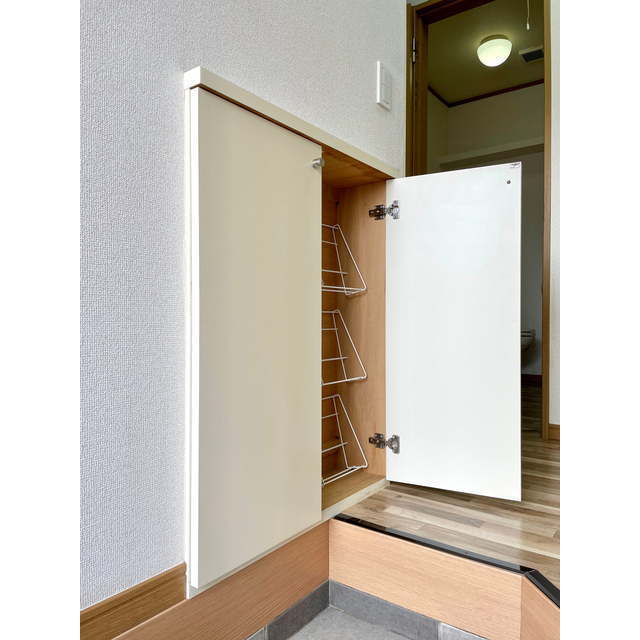 アジュール湘南 ☆シューズボックス