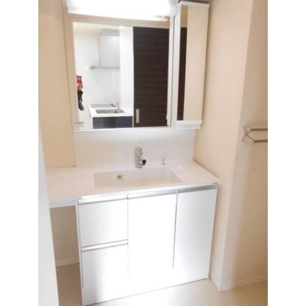 ウイングガーデンB棟 洗面