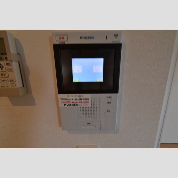 YamazakiSekiyuBLD701号室 ホームセキュリティ(インターフォン兼用)