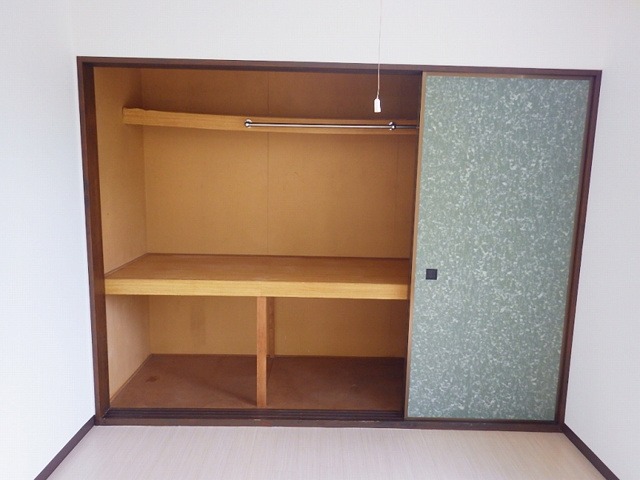スクエア葉山1階 収納