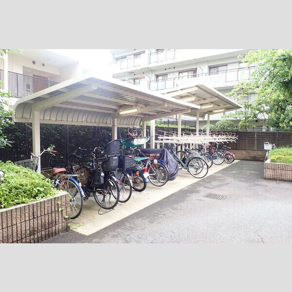 フィーノ武蔵小杉 駐輪場