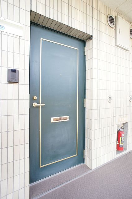 サワークレスト0102号室 玄関