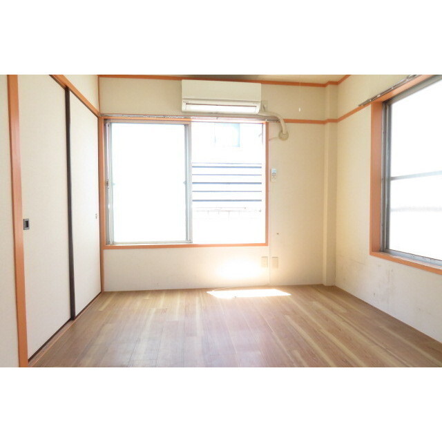 ポラリス リビング