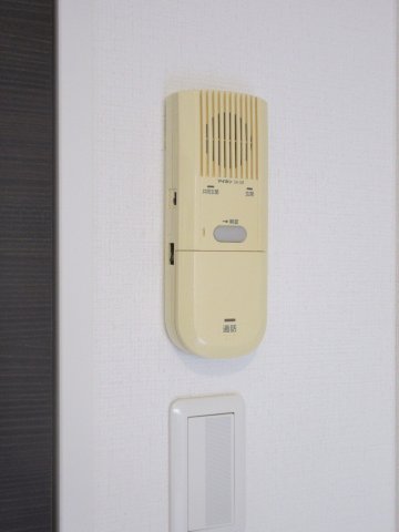 アムールふれあいの丘0703号室 インターホン　※別号室の参考写真です(現況優先・仕様違いの場合あり)