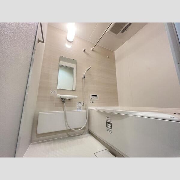 リーブルファイン川口上青木西203号室 お風呂