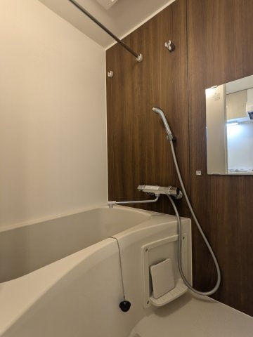 エルファーロ三軒茶屋Ⅱ0103号室 お風呂