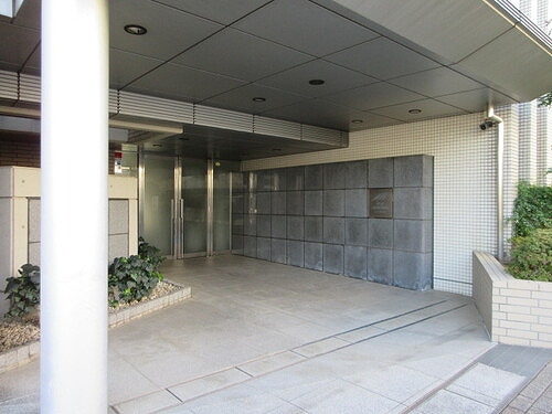 ヒルズ目白坂 エントランス※2025年2月撮影