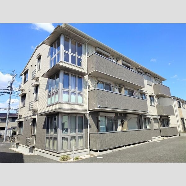 クレセント新町の外観画像