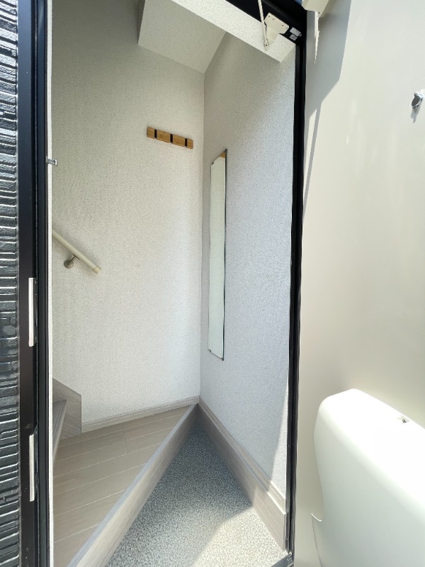 マーレ世田谷2階 玄関