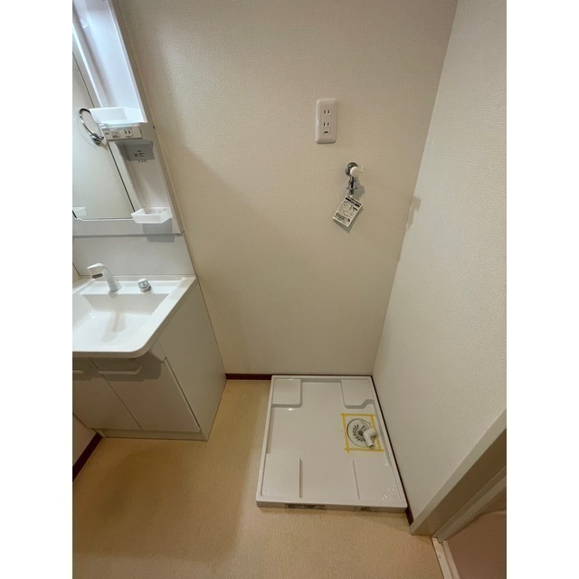 クレール 東大宮103号室 内観