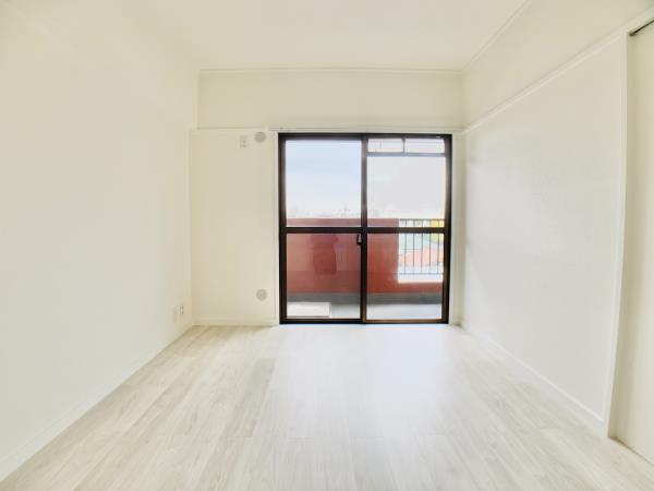 シャルム・Ｋ・カーサ4階 リビング