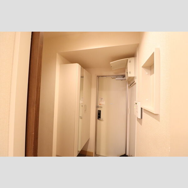 ヴィラグランデⅡ208号室 玄関