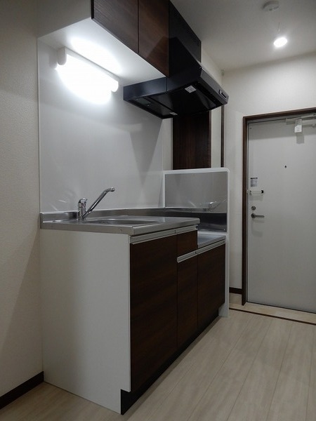 ピース・スクウェア新川崎3階 同建物別部屋の参考画像