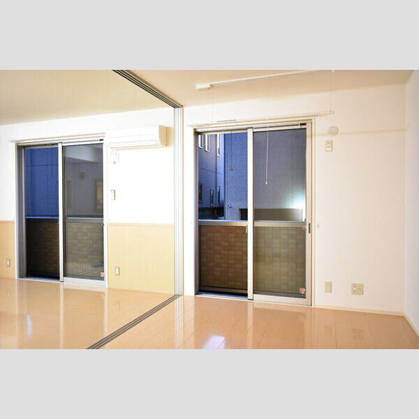 ウィスタリア　G リビング