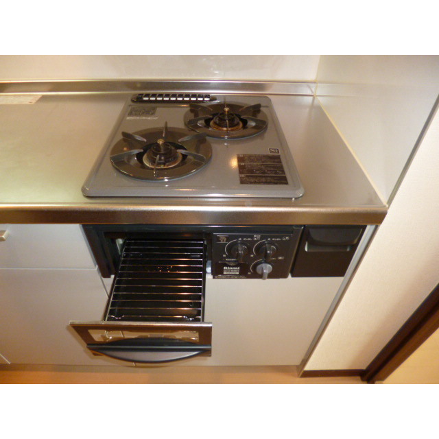 アンプルール フェールTheEarth キッチン