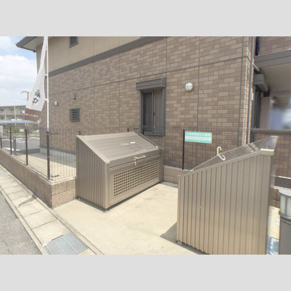 ルミエール ごみステーション