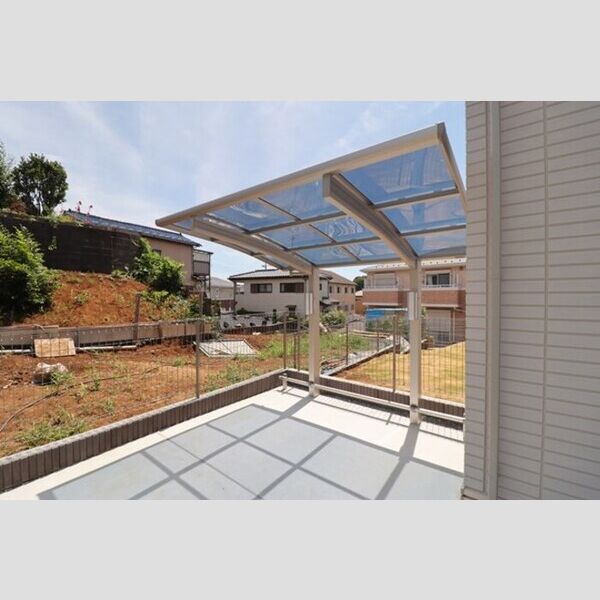 フルーレ101号室 駐輪場