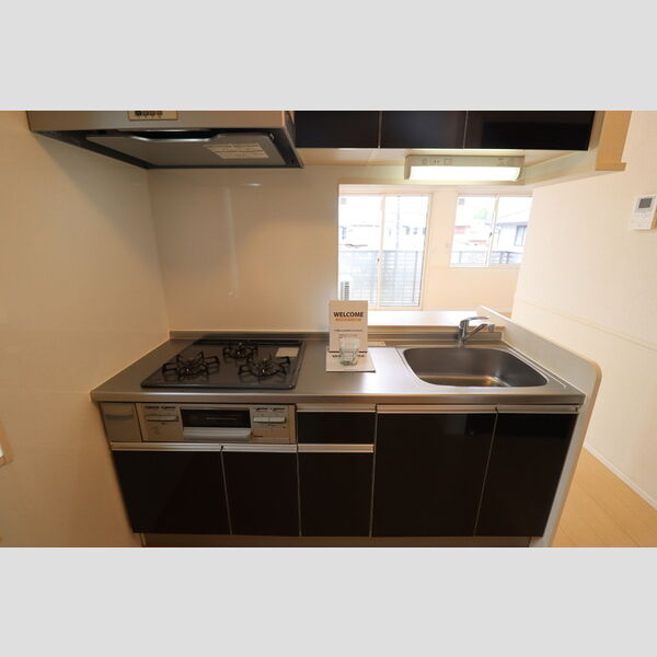 ピーノフォーリア　弐番館201号室 対面キッチン