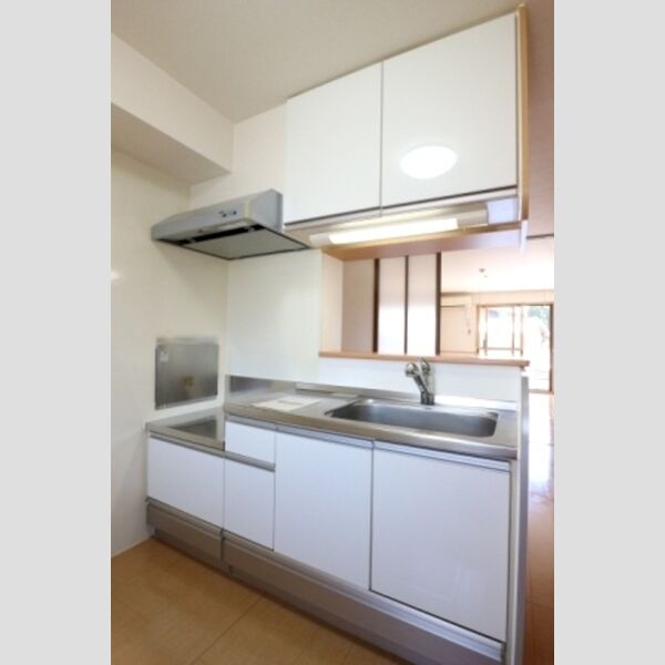 プレミエ・ステラ105号室 対面キッチン