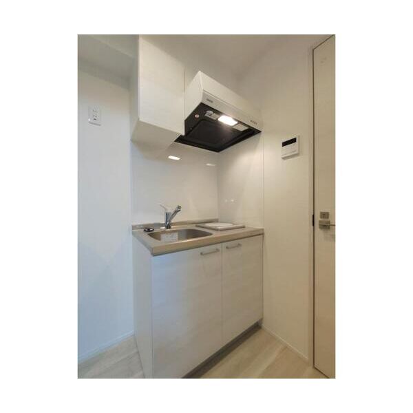 ブルーライトヨコハマ401号室 キッチン