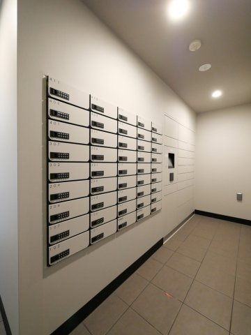 PREMIUM CUBE 中野富士見町1階 外観