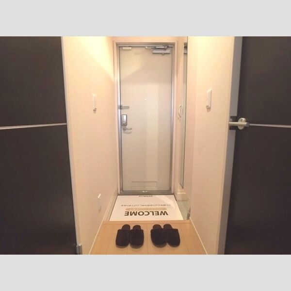 Villa Hermitage Court 玄関