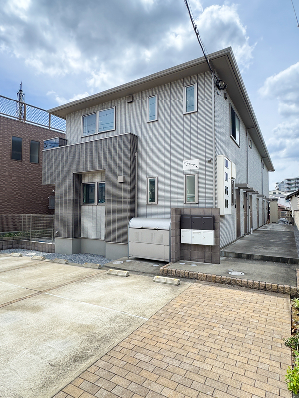 プラージュ1階 外観
