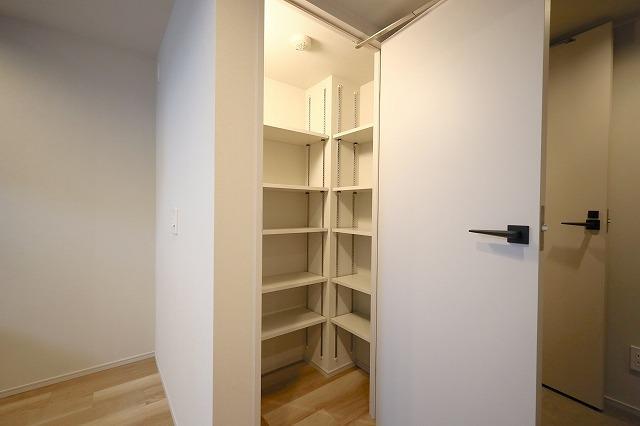 nido SHIN-OKACHIMACHI3階 収納