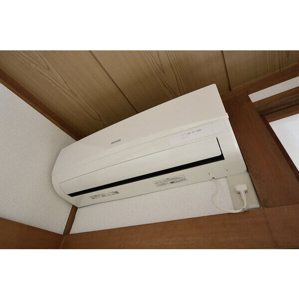 ホワイトハウスA棟0001号室 エアコン