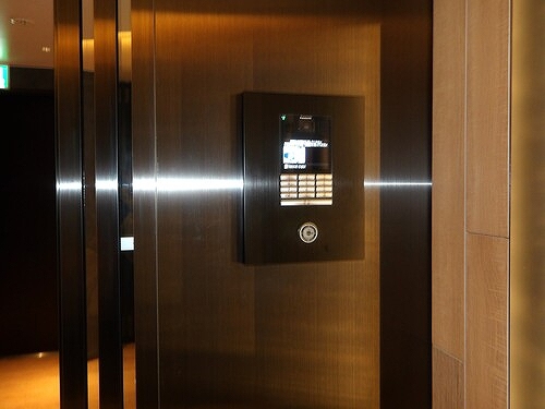 ＲＥＦＲＡＭＥ ５ Ｉｒｉｙａ4階 オートロック　　※2025年4月撮影