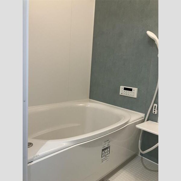 リーブルファイン若葉桜木104号室 お風呂