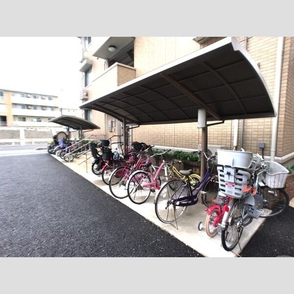 アンクレージュ　A/B 駐輪場