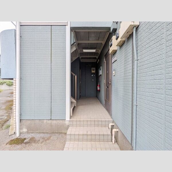 ヴューラーみつわ台　ABCD エントランス